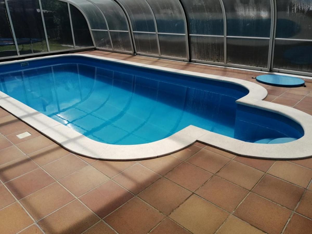 Schoenes Ferienhaus Mit Grossen Pool 250 M Vom Balaton Balatonmáriafürdő Kültér fotó