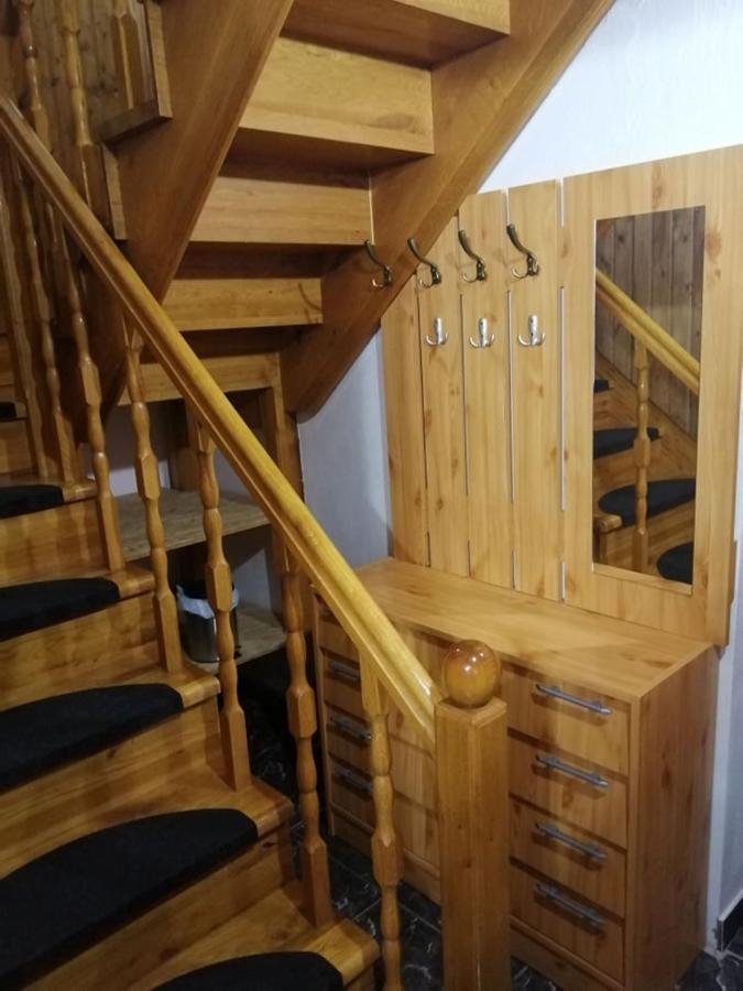 Schoenes Ferienhaus Mit Grossen Pool 250 M Vom Balaton Balatonmáriafürdő Kültér fotó